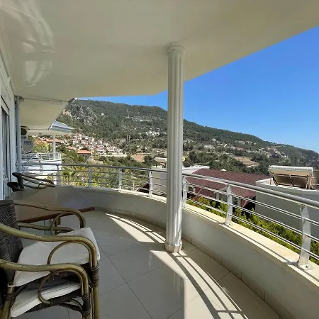 Elit 4 * Αλάνια